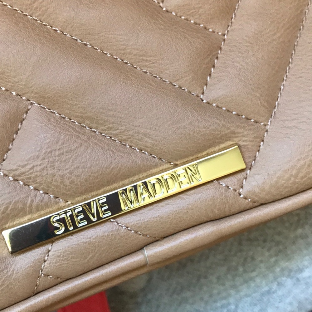 Steven Madden Purse - Picture 5 of 7